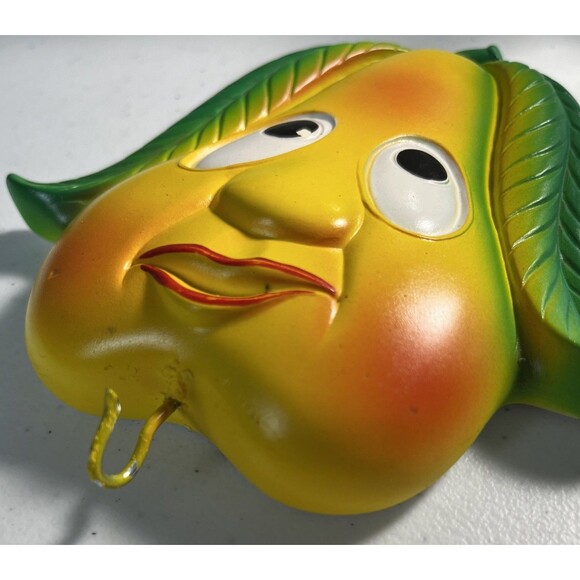 1970 Miller Studio Face Fruit Pear Wall Decor ChalkWare Hanging Key Hook Vintage - Picture 7 of 7